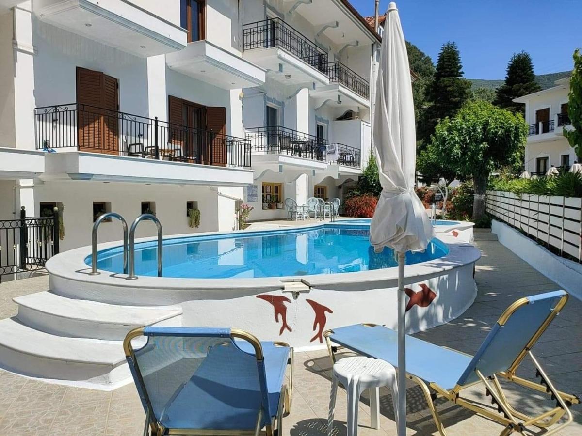 Oasis Hotel Parga Buitenkant foto