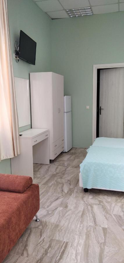 Oasis Hotel Parga Buitenkant foto